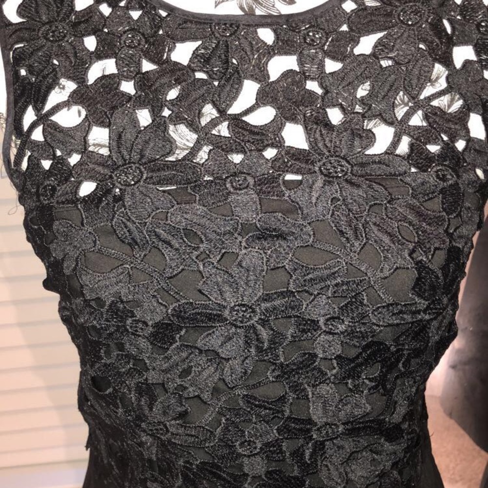 Black cocktail dress - Picture 1 of 7